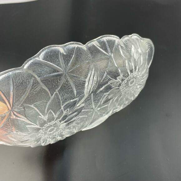 Vtg Indiana Glass Sunflower Relish Tray, Pressed Clear Glass Textured Bowl - Picture 11 of 16
